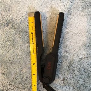 Chi mini travel hair straightener